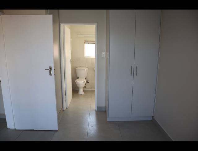 1 BEDROOM APARTMENT FOR SALE IN CAVERSHAM GLEN